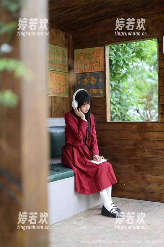 秀人网-金幼汐Vivian 秀人网 - 金幼汐Vivian晒私房,牛仔裤绝对是她的秘密武器