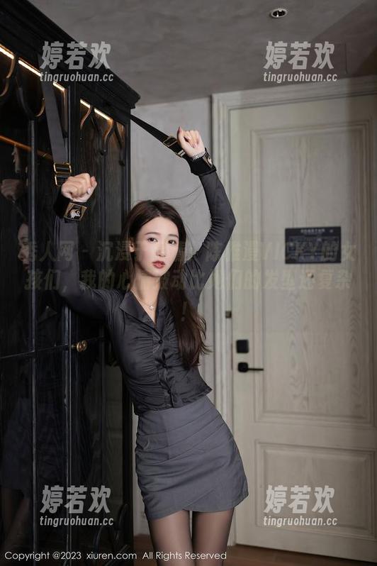 秀人网-陈雅漫VICKY 秀人网 - 沉浸于高清:陈雅漫VICKY的女孩们,我的心情波动比她们的发型还复杂!