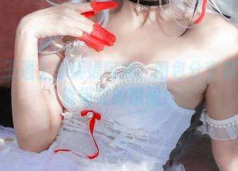 当女王遇上苏嫣嫣阿姨：图包分享真是不能错过的瞬间！
