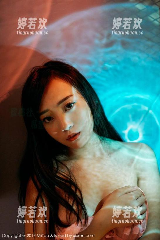 蜜桃社 - 李宝宝的无圣光合集：女孩们的私密瞬间，你们准备好了吗？