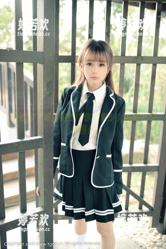 青豆客 - 卓琳妹妹带你探索少女的秘密写真图库