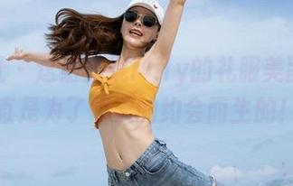 魅妍社 – 这组闵妮Mily的礼服美图，简直是为了明天的约会而生的！